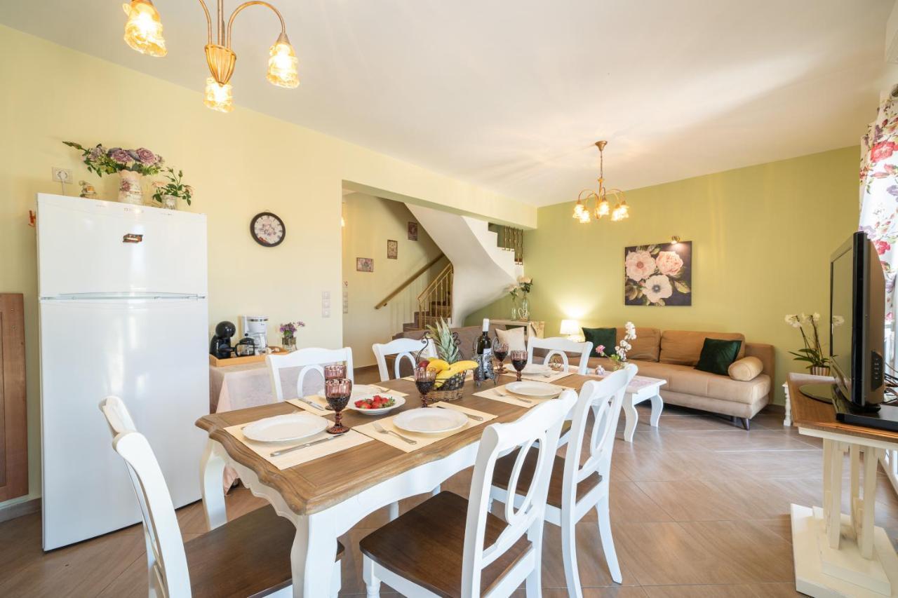 Superb Villa With Private Pool Peaceful Location 萨米 外观 照片