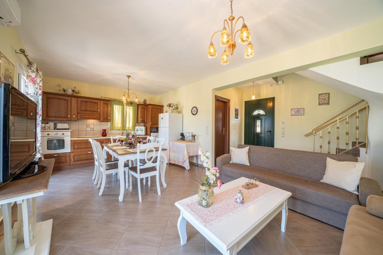 Superb Villa With Private Pool Peaceful Location 萨米 外观 照片
