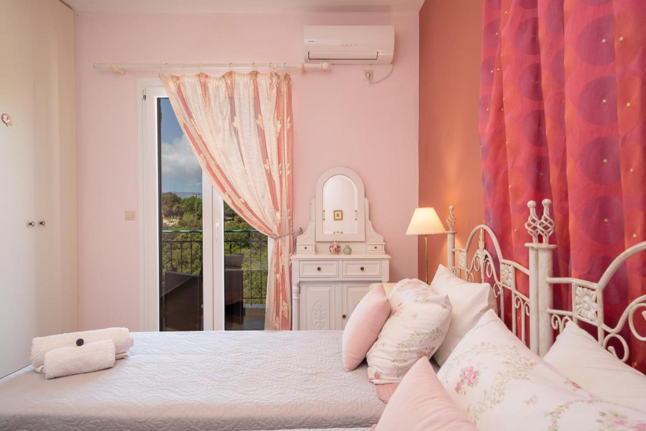 Superb Villa With Private Pool Peaceful Location 萨米 外观 照片