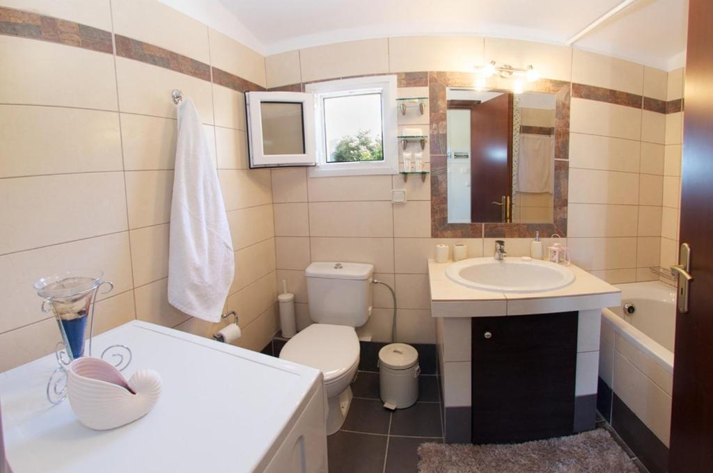 Superb Villa With Private Pool Peaceful Location 萨米 客房 照片